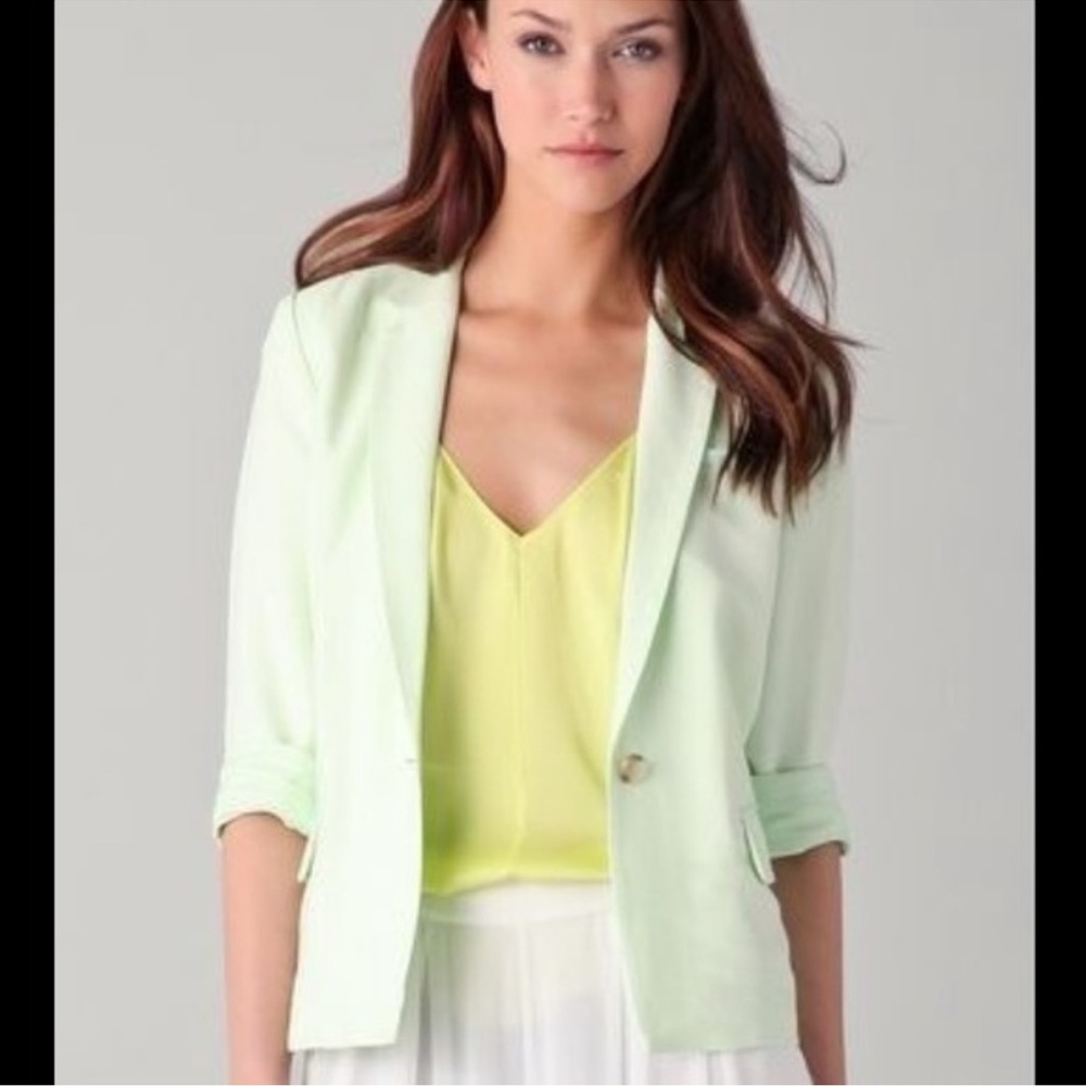 Elizabeth and James Women's Mint Blazer Size 6